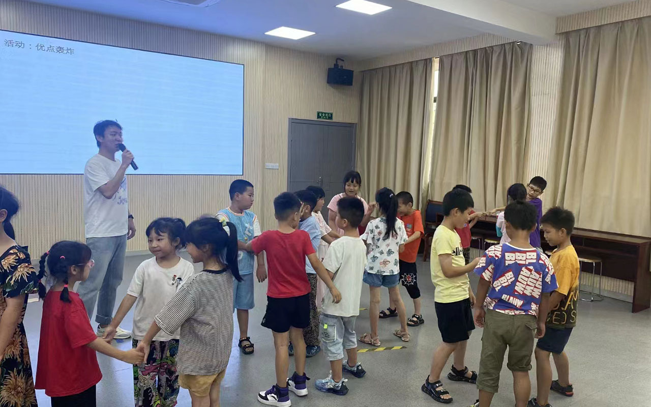 城西龙观乡中心学校